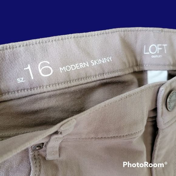 LOFT Taupe Modern Skinny Jeans NWT - Picture 12 of 13
